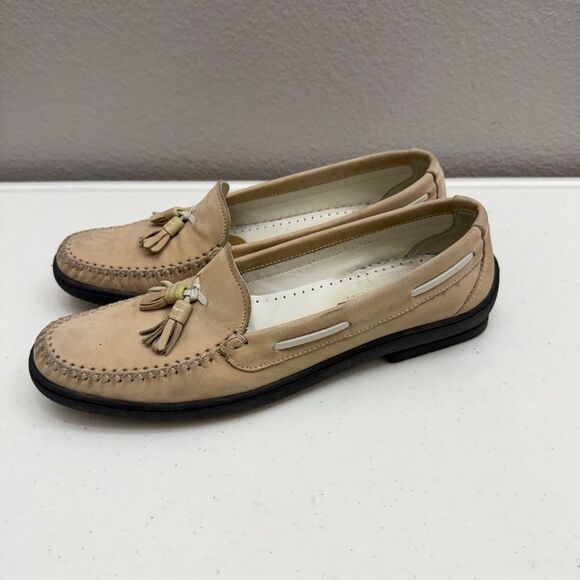 Salvatore Ferragamo Womens Shoes Loafers Size 8 Beige SuedeTassel Dress Slip-On - Picture 2 of 11